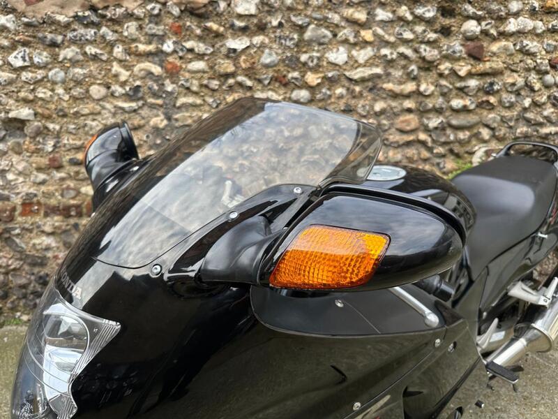 HONDA CBR1100XX Super Blackbird