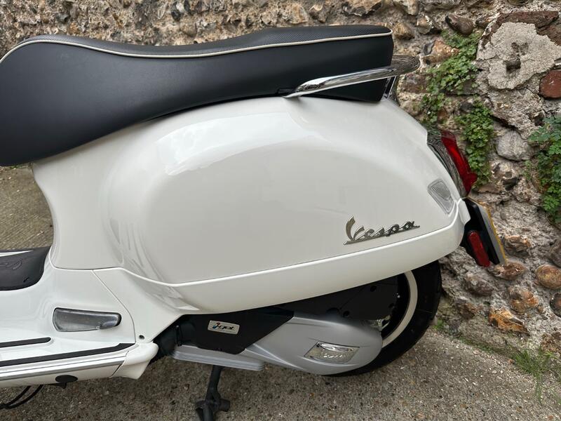 PIAGGIO Vespa GTS