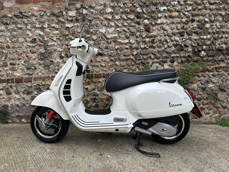 PIAGGIO Vespa GTS