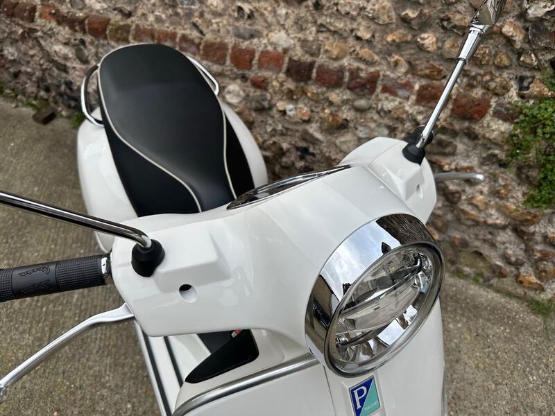 PIAGGIO Vespa GTS