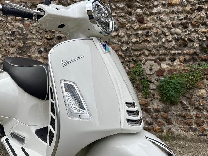 PIAGGIO Vespa GTS