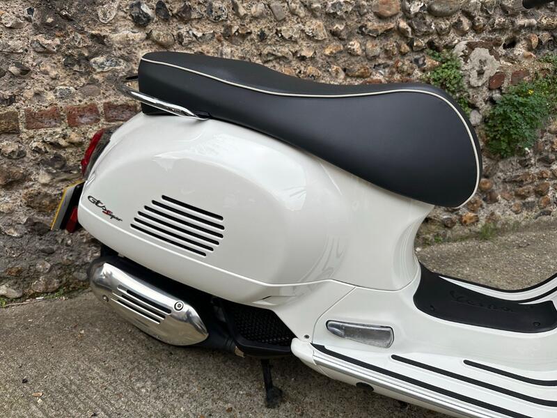 PIAGGIO Vespa GTS