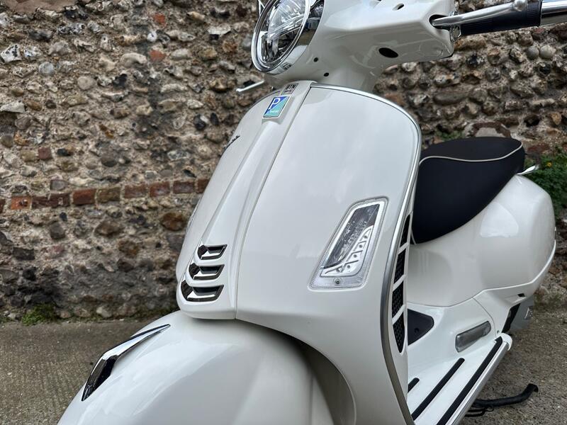 PIAGGIO Vespa GTS